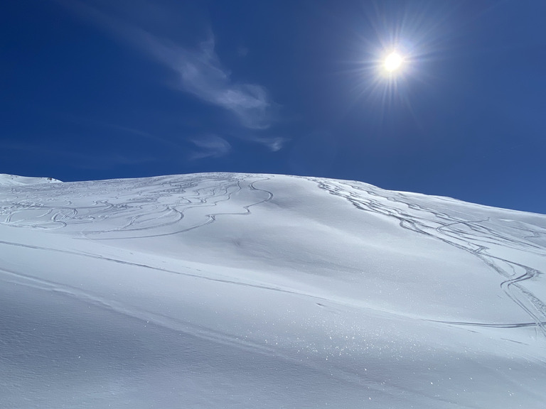 Encore de quoi !  au Pays désert avant la tempête