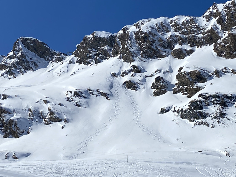 Encore de quoi !  au Pays désert avant la tempête