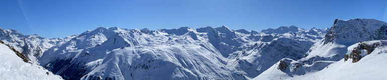 Encore de quoi !  au Pays désert avant la tempête