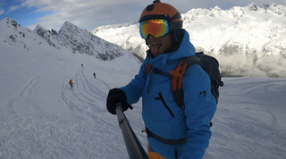Petite Pow sous les aiguilles
