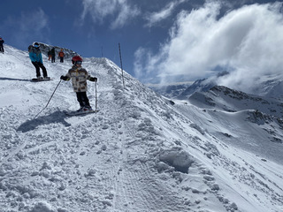 Pic Blanc, Sarenne et Tunnel tout poudre avec mon fiston de 7ans?