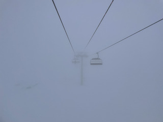 Le brouillard en juge de paix