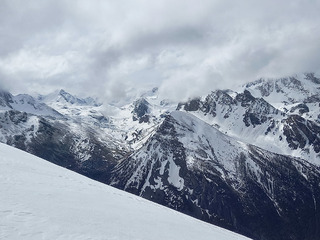 Bon skiski dans la snosnow pour les Doudoux 