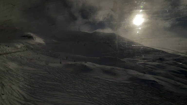 Alpe d'Huez :  l'ouverture en peuf = Géantissime