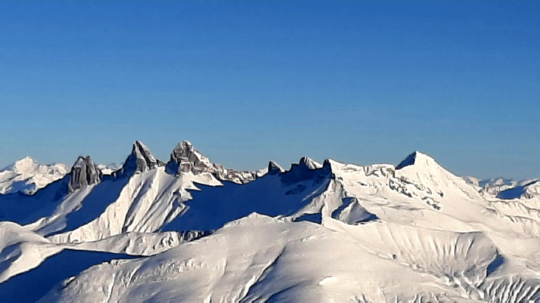 Sarenne et Combe Charbonnière  = pur  bonheur - ride Alpe d'Huez 