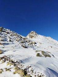 Frigo Pyrénéen avec de la poudreuse 