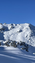 Beau temps, poudreuse profonde 
