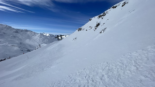 Poudreuse dense et grosses plaques &agrave; vent