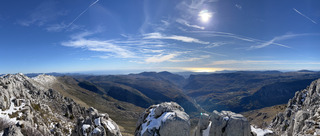 Entre ciel et mer et plus loin encore 