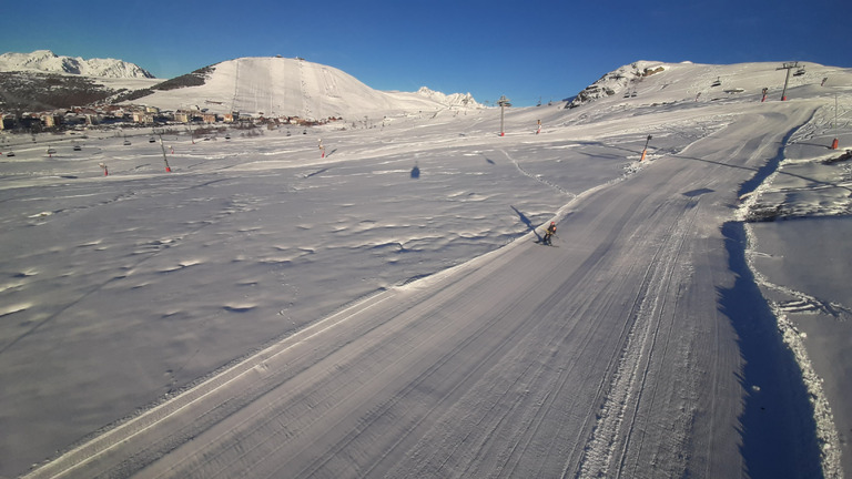 Du soleil - un peu de neige fraîche et les Big Bosseurs 🤩 Sublime 👍