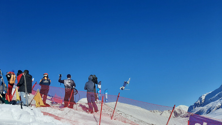 Du soleil - un peu de neige fraîche et les Big Bosseurs 🤩 Sublime 👍