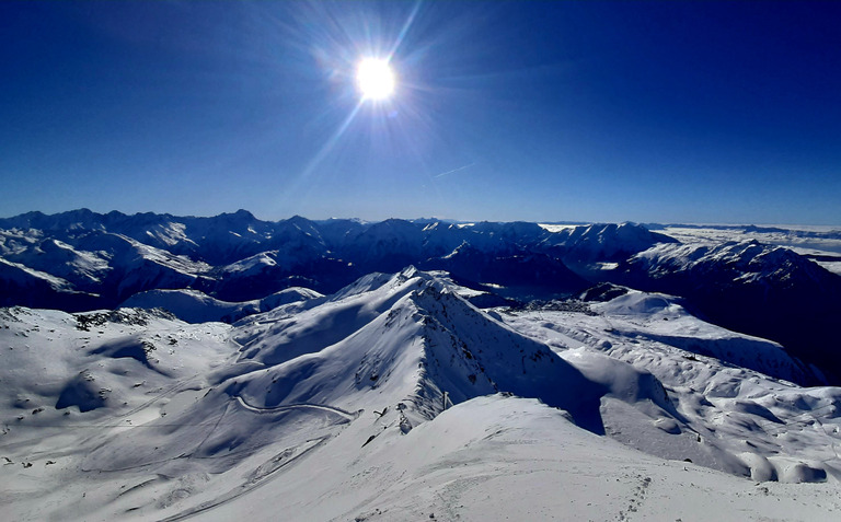 Château Noir bien blanc et le glacier : fin valable, fun et plaisir ⭐