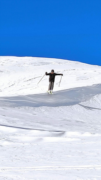 Château Noir bien blanc et le glacier : fin valable, fun et plaisir ⭐