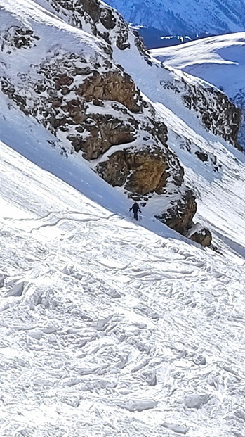 La Balme : un run d'Oisans sauvage avec ses stalactites gelés 😍!