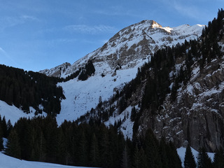 Sous le Roc d'enfer 