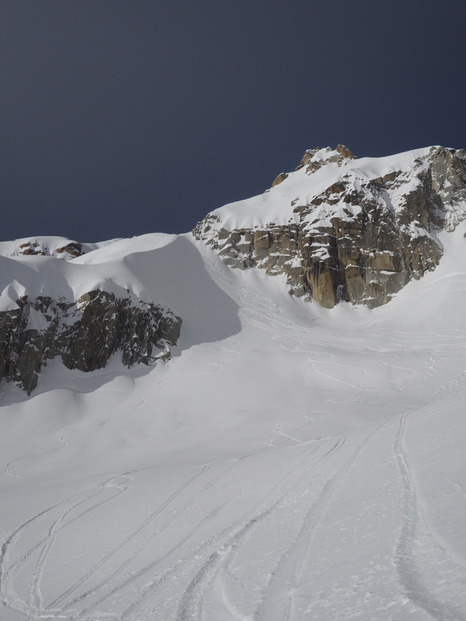 Belle journée à l'aiguille: grand envers + glacier des périades 