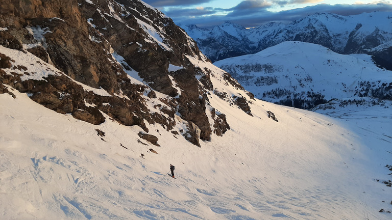 Après-ski : La Balme en ski de rando, un "must Royal sunset"🤩⭐