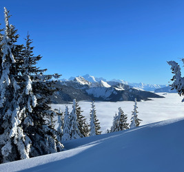 Habère Poche - Hirmentaz: ciel dégagé et bonne neige en haut 