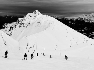 Bon ski, petite visi puis monochromie !