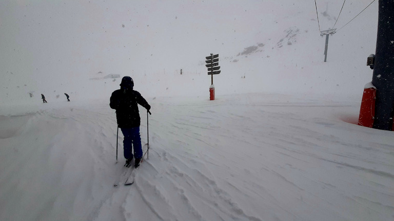 La neige  de cinéma arrive ❄❄❄🤩🎬 livraison de poudre 🎆👍 