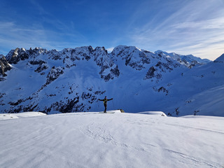 Belle moquette puis carrelage 