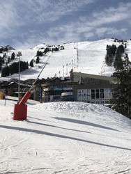 Conditions skiables mais la fonte continue…