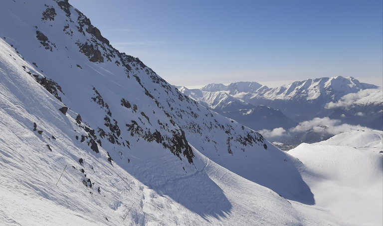 Le Tunnel au top et les Morts Vivants => le paradis blanc de l'Alpe