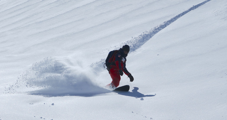 Retour d’Est d’exception et avalanches sur un domaine à moitié ouvert!