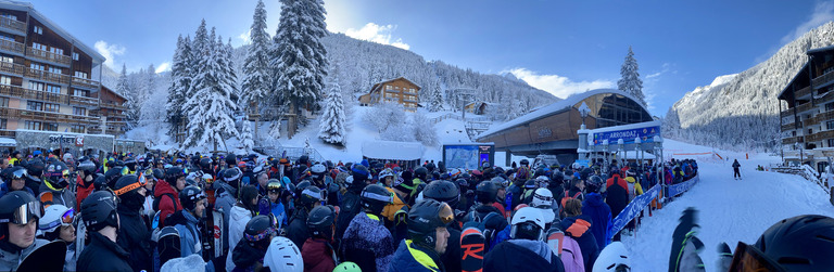 Retour d’Est d’exception et avalanches sur un domaine à moitié ouvert!