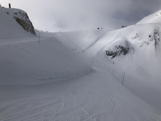 Neige de printemps… et peu de damage