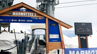 voici le menu,  poudre graillons collante soupe ! avec  service rapide