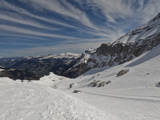 Du bon ski dans une neige très varié