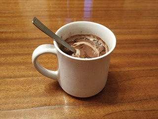 Sucre glace, soupe et chocolat chaud