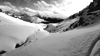 Neige d'hiver posée fin mars, c'est trop formidable  !!! 👍😍