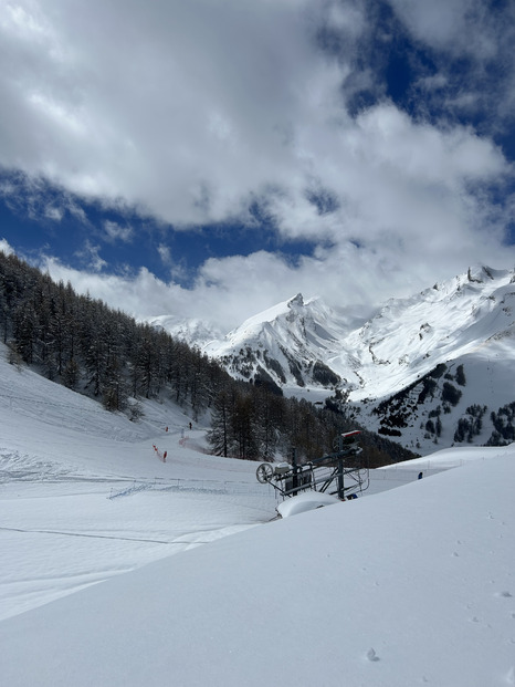 La neige a pris l’eau et ce n’est pas un poisson