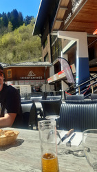 Fermeture sous le gros soleil