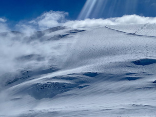 Traversée du glacier de la Girose par marée haute