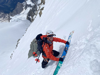 Poor lonesome skiers