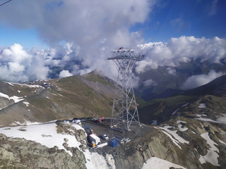 neige fraiche et nuage de printemps
