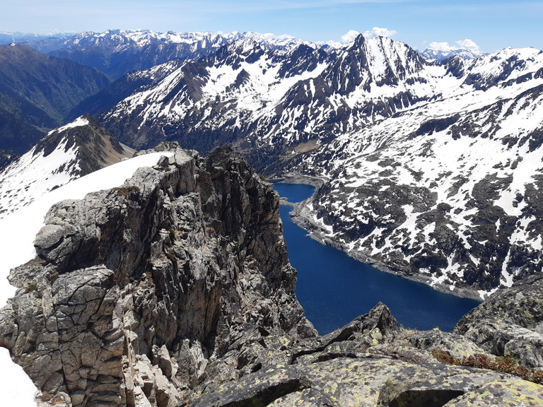 Et non, la saison n'est pas finie dans les Pyrénées 😎