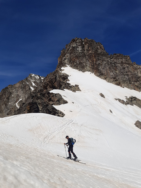 Et non, la saison n'est pas finie dans les Pyrénées 😎