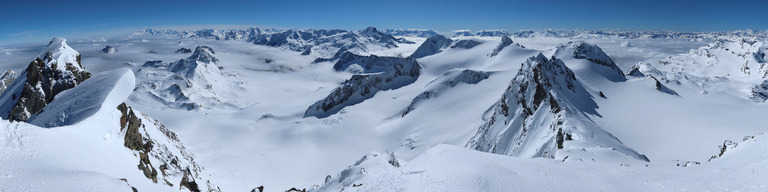 Skier un 1er juin-vier à l’aiguille de Peclet