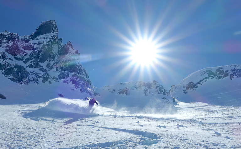 Skier un 1er juin-vier à l’aiguille de Peclet