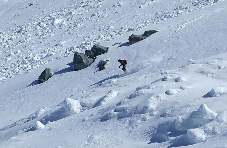 Skier un 1er juin-vier à l’aiguille de Peclet