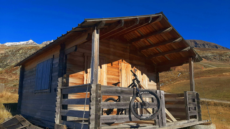 sous Pic Blanc, rider la terre, avant l'hiver ! Spot VTT 🚴🏔