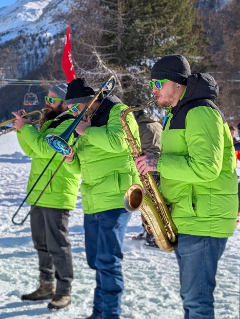 Démarrage en fanfare