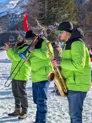 Démarrage en fanfare