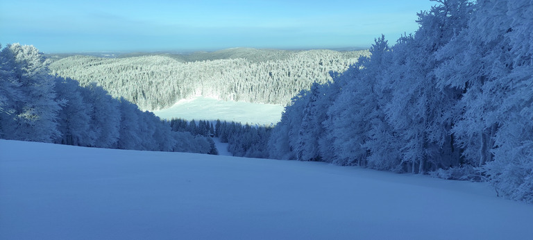 Dans les Vosges(la Bresse)c était des stères de neige😂