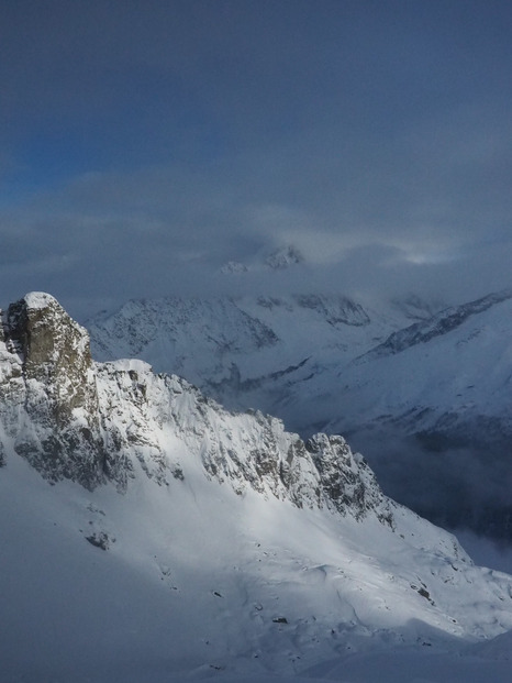 Dantesque là haut 