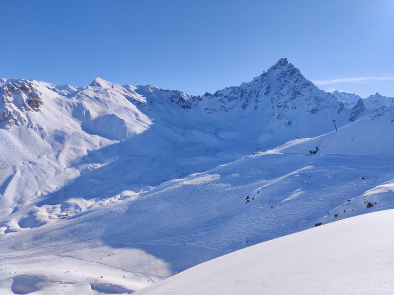 Neige fraîche, une année 2025 qui commence bien